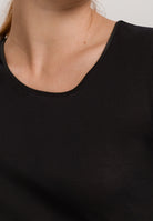 Hanro Cotton Seamless Crew T Black