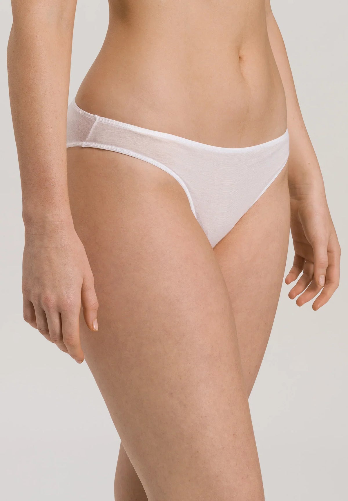 Hanro Ultralight Cotton Bikini | White